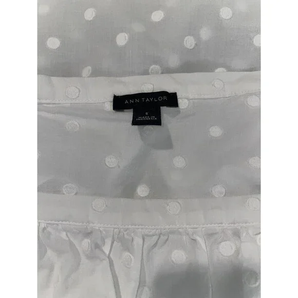 🤍 Ann Taylor White Polka Dot Square Neck Blouse – Size Small - Picture 4 of 4